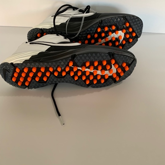 Womens brand new Nike softball shoes - Picture 4 of 7